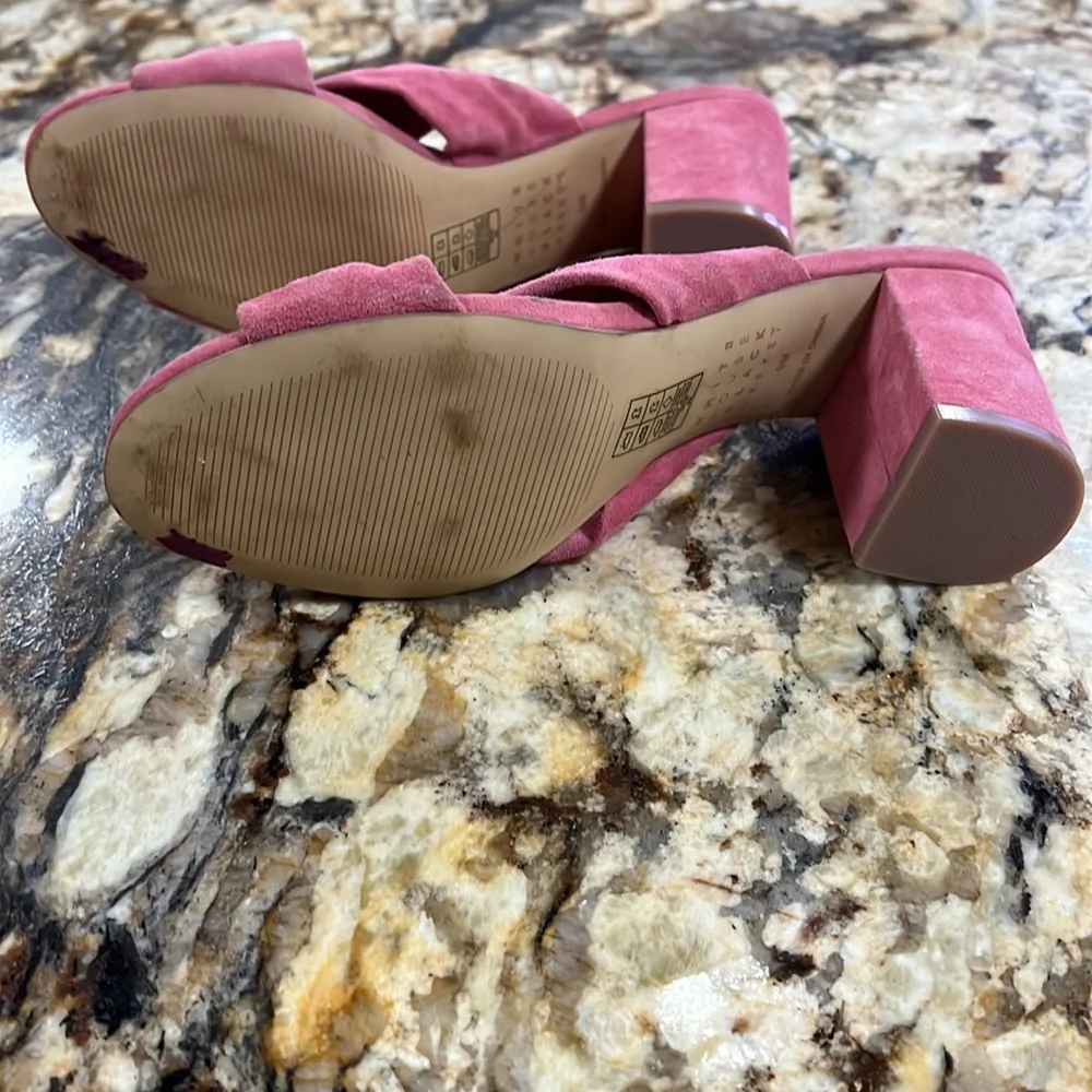 White House black market Callie Bow detail suede mules pink Size 9 - Picture 9 of 11